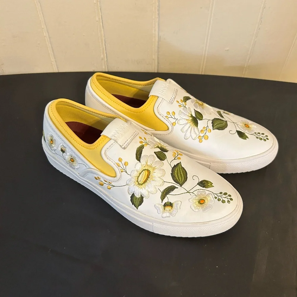 Mark Nason X Sketches Razor Cup Floral Daisy Leather Slip-Ons Size 7